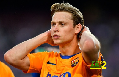 فرينكي دي يونج يصعب بقائه في برشلونة