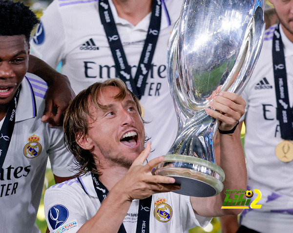 خط وسط ريال مدريد .. ليس الأفضل في التاريخ وحده