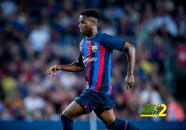 جمهور برشلونة يشن هجومًا لاذعًا على تشافي