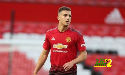 حقيقة اهتمام برشلونة بنجم مانشستر يونايتد