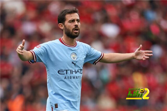 تطور جديد بشأن تعاقد برشلونة مع بيرناردو سيلفا