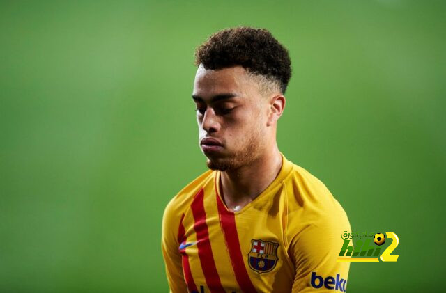 ماهو موقف ديست حاليا مع برشلونة ؟