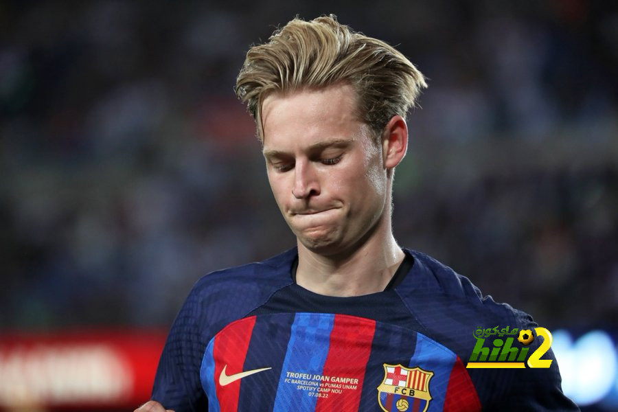 سبب تذبذب مستوى دي يونج طوال مسيرته مع برشلونة