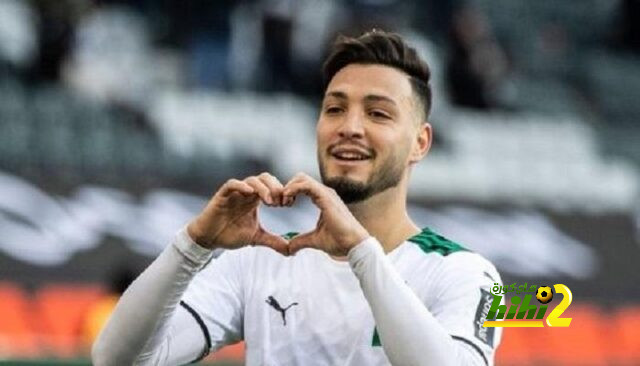 مدافع جزائري يدخل تاريخ  فريق ألماني بهذا الإنجاز