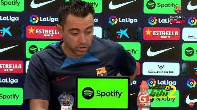 تشافي يكشف عن الظهير الأيمن لبرشلونة في المباريات المقبلة