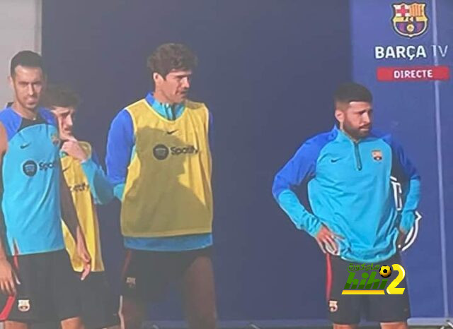 ماركوس ألونسو يظهر في تدريبات برشلونه لأول مرة