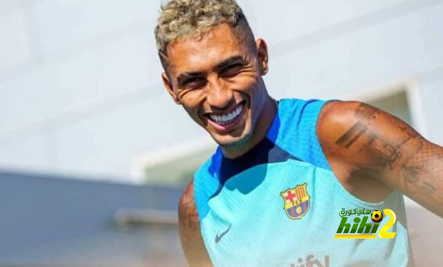 تشافي يستبعد رباعي برشلونة من أولى مباريات دوري الأبطال