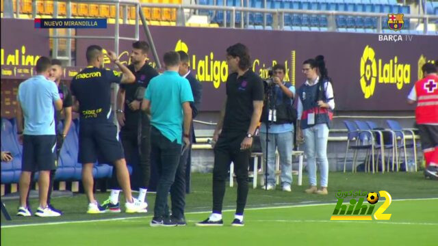 برشلونة يصل ملعب رامون دي كارانزا للقاء قادش