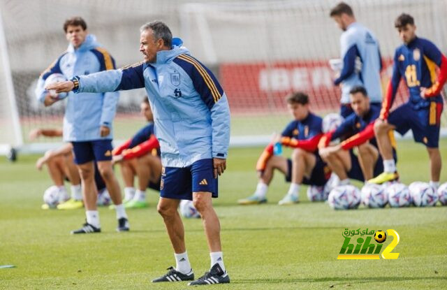هل يمكن إقالة إنريكي من تدريب إسبانيا قبل كأس العالم؟