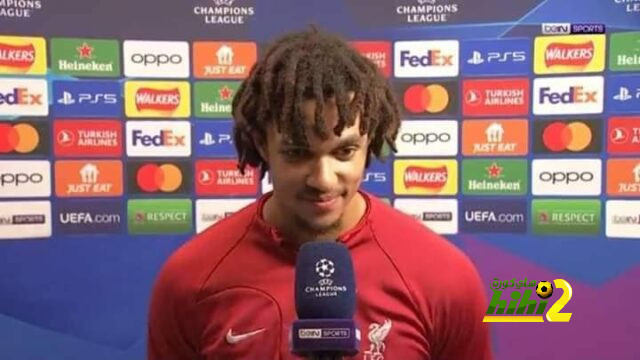 أرنولد يفحم منتقديه !