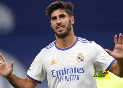أسينسيو يأمل في تجديد عقده مع ريال مدريد
