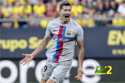 جيرزي دوديك ينتقد أداء ليفاندوفسكي في دوري الأبطال