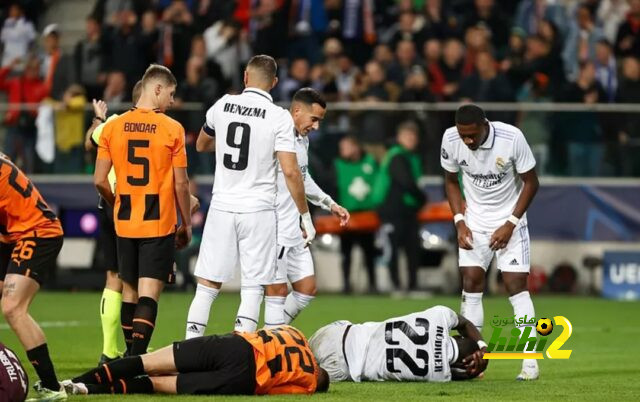 لعنة الإصابات تضرب دفاعات ريال مدريد و برشلونة قبل الكلاسيكو