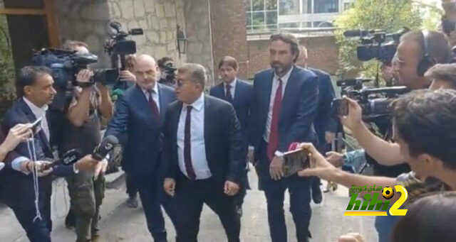 لماذا تصرف لابورتا بهذا الشكل عند لقاءه بـ بيريز ..؟!
