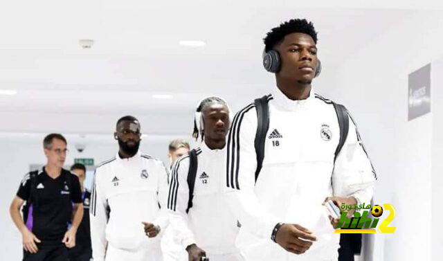 ريال مدريد يصل ملعب السانتياجو برنابيو للقاء برشلونة