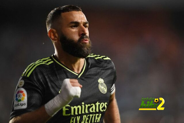 بنزيما يقترب من تجديد عقده مع ريال مدريد