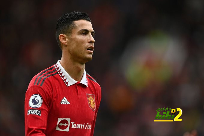 مفاجأة.. تين هاج يطلب اعتذار رونالدو !
