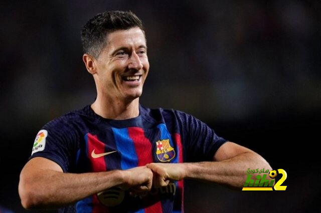 السفاح البولندي … صفقة الموسم في برشلونة