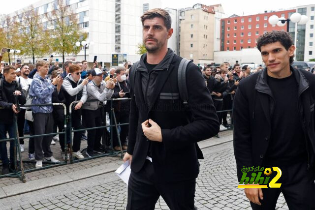 صور .. جمهور ريال مدريد يستقبل بعثة الفريق في ألمانيا قبل لقاء لايبزيج