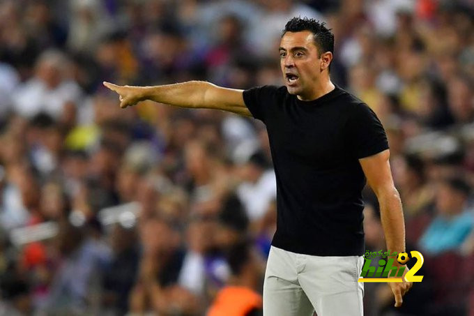 من سيخلف تشافي في تدريب برشلونة ؟