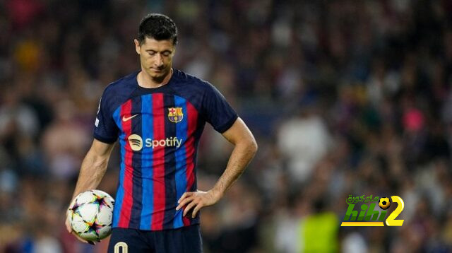 هل خدع برشلونة جماهيره بمشروع تشافي الوهمي …؟!