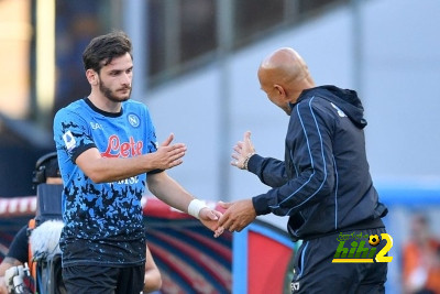 مدرب نابولي يرد على المقارنات بين صلاح وكفاراتسخيليا