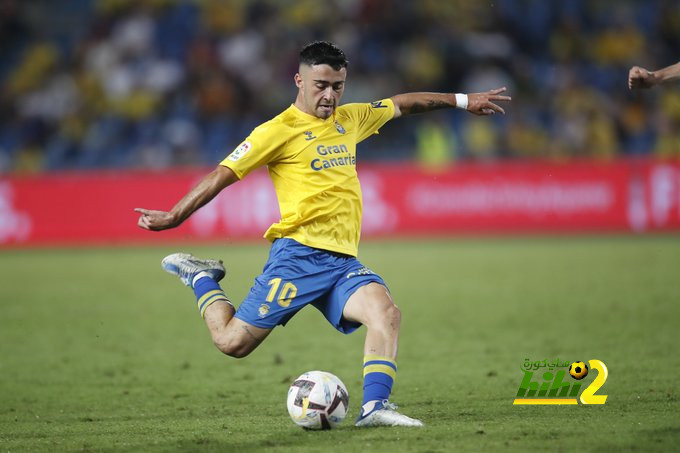 رحيل بيكيه يفتح الباب أمام لاعب لاس بالماس