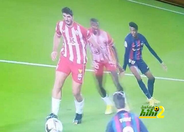 شاهد بالفيديو.. هل رفض الحكم احتساب ركلة جزاء صحيحة ضد برشلونة ؟!