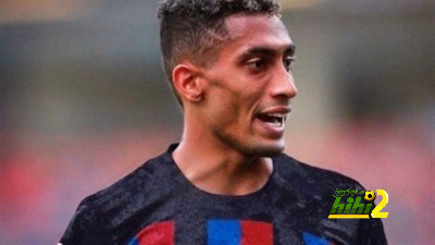 رافينيا يكيل المديح لـ تشافي