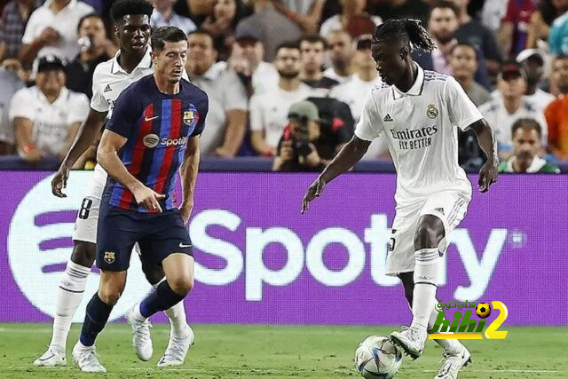 خسارة الكلاسيكو .. النقطة السلبية الوحيدة في مسيرة برشلونة بالدوري الاسباني