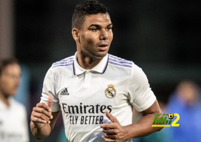 لاعب قادش يكيل المديح لـ كاسيميرو