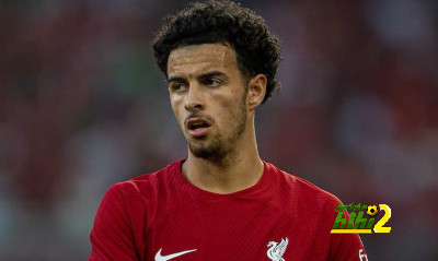 ليفربول يأمل الإبقاء على كورتيس جونز