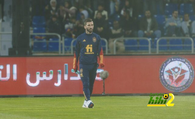 رسميا.. لويس غايا خارج كأس العالم بعد إصابته في معسكر إسبانيا