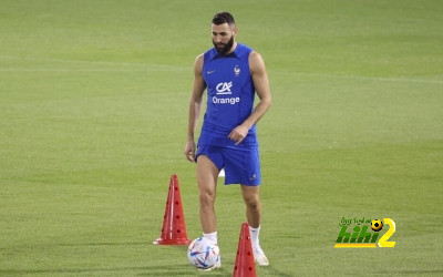 ديشامب يبدأ البحث عن بديل بنزيما