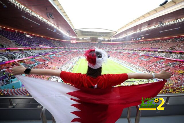 جمهور قطر يزين ستاد البيت في افتتاح كأس العالم
