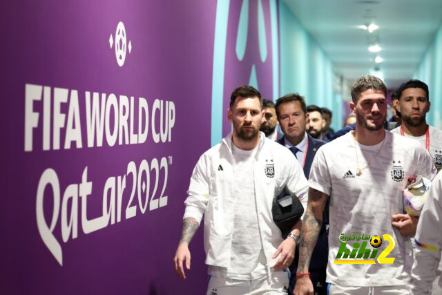صور :وصول المنتخب الأرجنتيني لملعب لوسيل