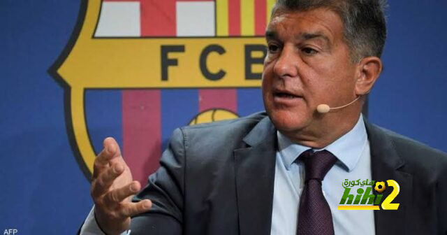 شجار حاد بين قائد برشلونة و رئيس النادي