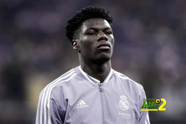 تشواميني لاعب كامل الأوصاف