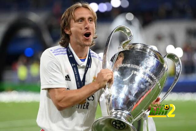 من هو اللاعب الوحيد الذي استطاع إيقاف مودريتش هذا الموسم..؟!