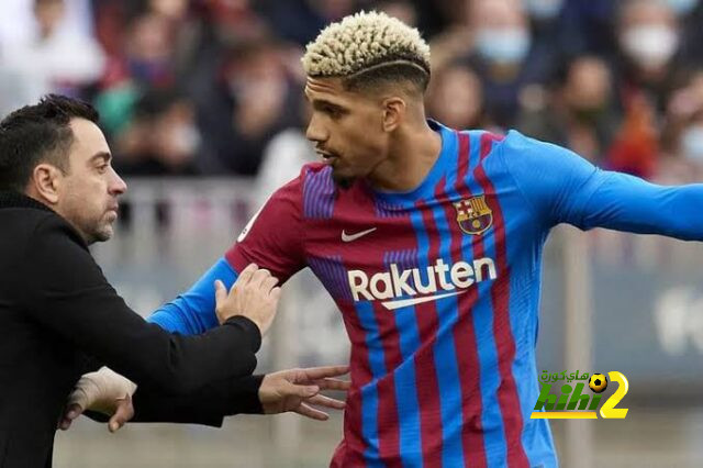 فيديو: أراخو يعود لمقر تدريبات برشلونة بعد غياب طويل