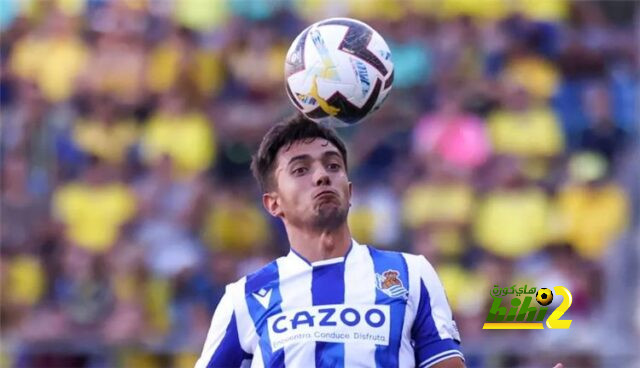 عقبات في طريق تعاقد برشلونة مع زوبيميندي