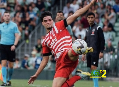 خيارات ريال مدريد لتعزيز مركز الظهير الأيمن والأيسر