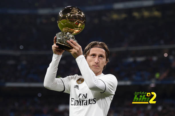 2 مليون يورو هدايا مودريتش لزملائه بعد الفوز بالكرة الذهبية