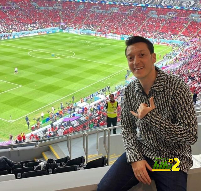 أوزيل يتابع مباراة فرنسا والمغرب