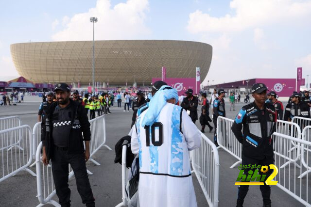 جمهور الأرجنتين يتوافد على ملعب لوسيل قبل نهائي كأس العالم