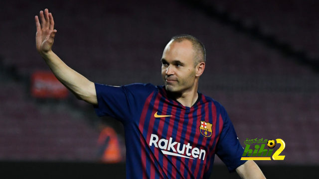 إنييستا يعلق على عودته لبرشلونة