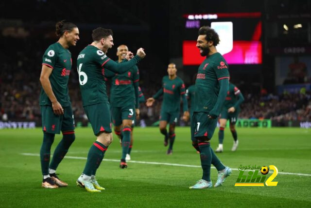 ليفربول يحرز الهدف الثالث في مرمى أستون فيلا
