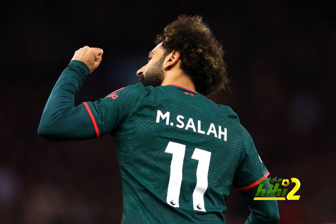 صلاح ضد استون فيلا 6×6 !