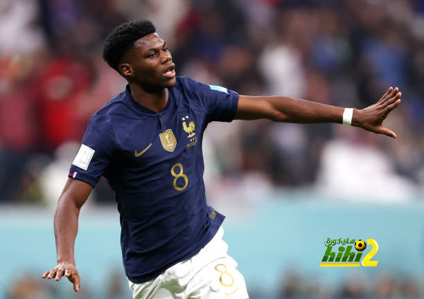 تشواميني أفضل لاعب وسط في العالم.. شاهد كيف تطور الفرنسي في شهور !
