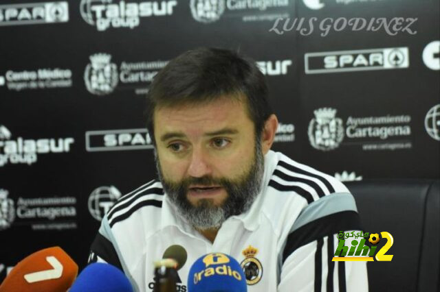 مدرب كاسيرينيو يعلق على مواجهة ريال مدريد